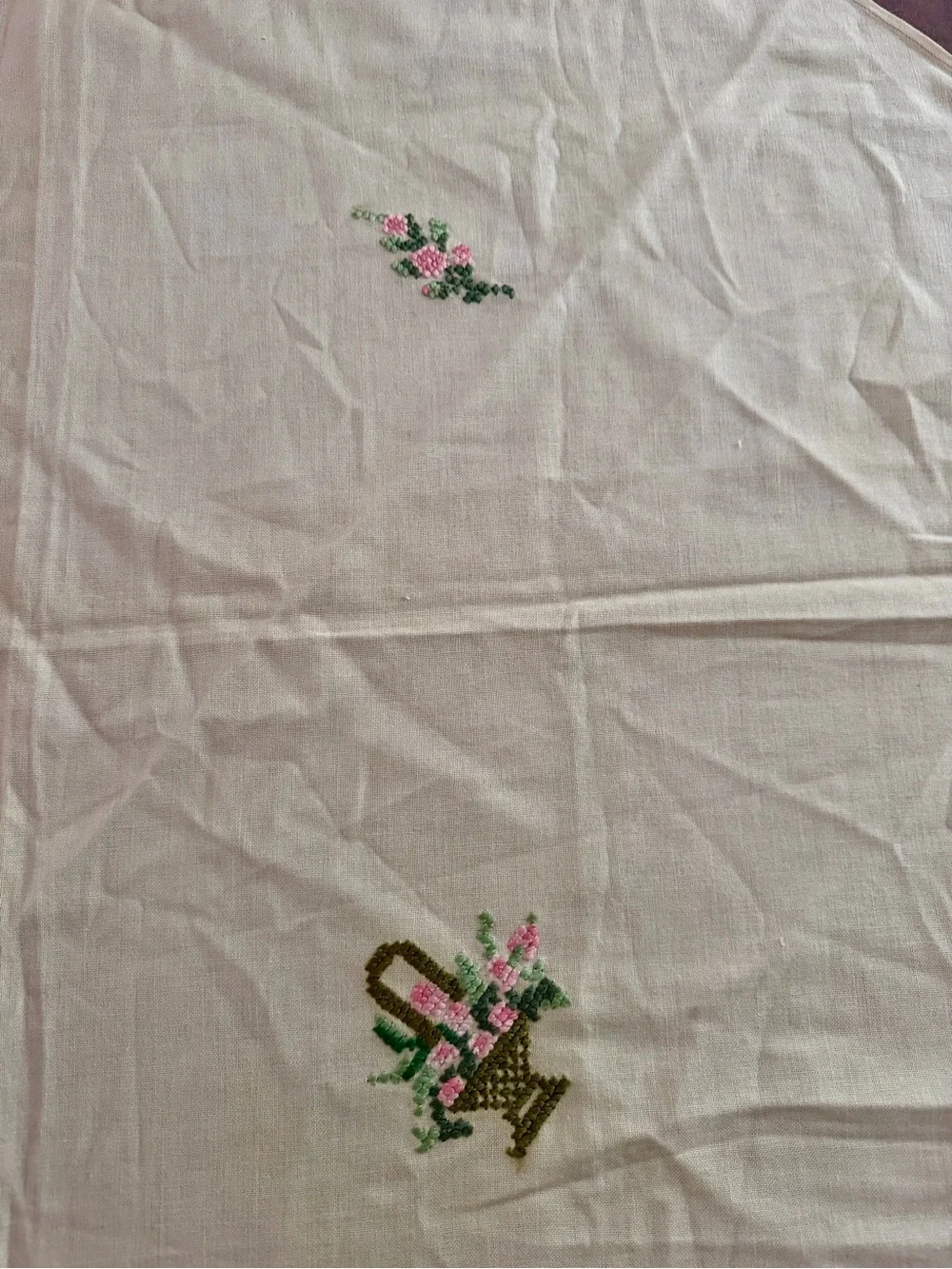 Vintage Hand Embroidered Floral Table Topper